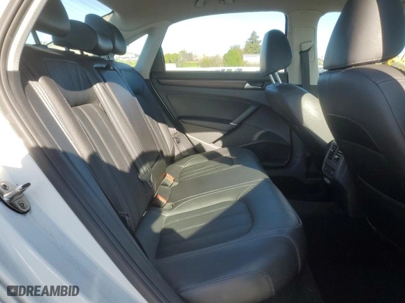 2020 Volkswagen Passat 2.0T SEL with VIN 1VWCA7A35LC012687, listed as a Copart auction lot 47584025 with 62,511 mi miles and Salvage Title. Bid and sale history available at carsss.com. Image 10.