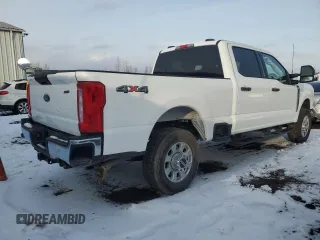 2024 Ford F-250 XL z VIN 1FT7W2BN2RED44351, wystawiony jako Copart lot #88807765 z przebiegiem 22 388 mil mil oraz Szkoda całkowita • Salvage title. Historia ofert i sprzedaży dostępna na DreamBid. Obrazek 3.