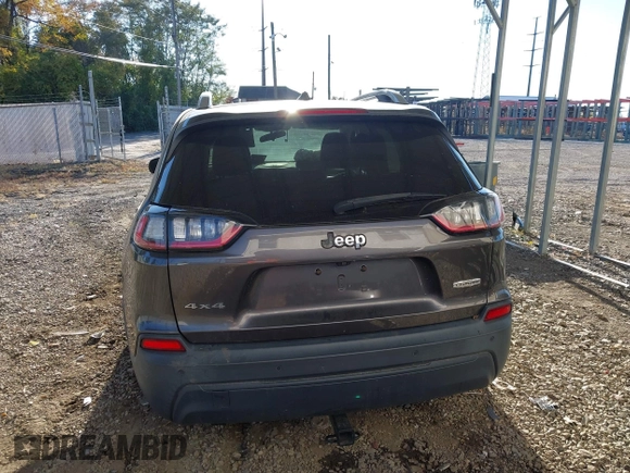 2019 Jeep Cherokee Latitude Plus with VIN 1C4PJMLB1KD101186, listed as a IAAI auction lot 40550461 with 73,986 mi miles. Bid and sale history available at carsss.com. Image 17.