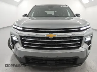 2024 Chevrolet Traverse FWD LT z VIN 1GNERGKS7RJ183916, wystawiony jako Copart lot #57982305 z przebiegiem 30 770 mil mil oraz Czysty tytuł • Clean title. Historia ofert i sprzedaży dostępna na DreamBid. Obrazek 5.