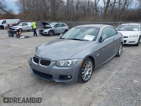 2013 BMW 3 Series 328i with VIN WBADW3C50DJ525517, listed as a IAAI auction lot 41905268 with 99,534 mi miles. Bid and sale history available at carsss.com. Image 18.