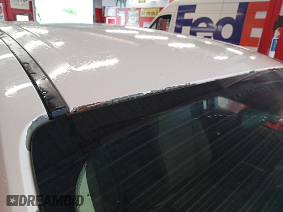 2017 Ford Escape SE z VIN 1FMCU0GD2HUD67783, wystawiony jako IAAI lot #42575794 z przebiegiem 98 188 mil mil oraz . Historia ofert i sprzedaży dostępna na DreamBid. Obrazek 22.