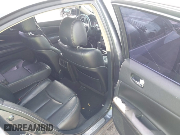 2010 Nissan Maxima 3.5 SV with VIN 1N4AA5AP4AC808559, listed as a IAAI auction lot 42077237 with 190,095 mi miles. Bid and sale history available at carsss.com. Image 8.