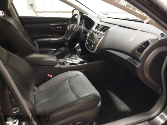 2016 Nissan Altima SR with VIN 1N4AL3AP7GC150890, listed as a IAAI auction lot 41609531 with 86,587 mi miles and . Bid and sale history available at carsss.com. Image 5.