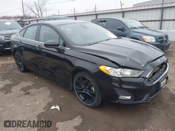 2019 Ford Fusion SE with VIN 3FA6P0HD1KR199226, listed as a IAAI auction lot 41525292 with 71,242 mi miles. Bid and sale history available at carsss.com. Image 1.
