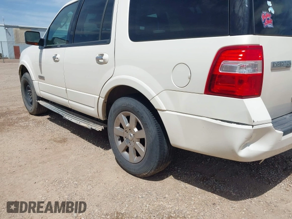 2007 Ford Expedition Limited с VIN 1FMFU19597LA75951, выставлен на аукционе IAAI как лот 42144578 с пробегом 291 648 миль миль и . История ставок и продаж доступна на DreamBid. Изображение 6.