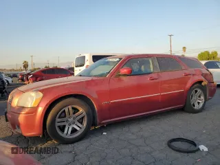 2006 Dodge Magnum R/T z VIN 2D4GV57226H121110, wystawiony jako Copart lot #82210124 z przebiegiem 197 628 mil mil oraz Szkody całkowita. Historia ofert i sprzedaży dostępna na DreamBid. Obrazek 1.
