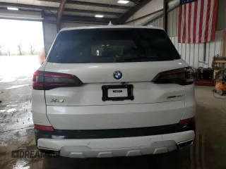 2021 BMW X5 xDrive40i with VIN 5UXCR6C08M9F47053, listed as a Copart auction lot 53625805 with 58,555 mi miles and Salvage Title. Bid and sale history available at carsss.com. Image 6.