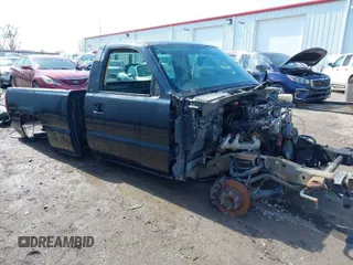 2005 Chevrolet Silverado 1500 Work Truck with VIN 1GCEC14X95Z330927, listed as a IAAI auction lot 41565885 with 1 mi miles. Bid and sale history available at carsss.com. Image 1.