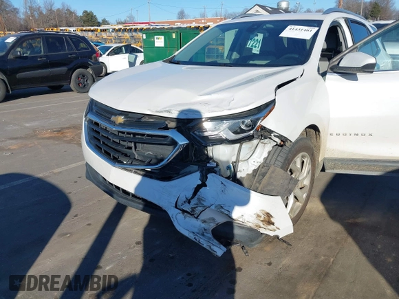 2020 Chevrolet Equinox LT with VIN 3GNAXLEX8LS610434, listed as a IAAI auction lot 41431481 with 101,832 mi miles. Bid and sale history available at carsss.com. Image 6.
