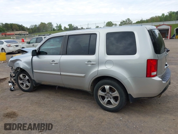 2012 Honda Pilot EX-L with VIN 5FNYF3H5XCB004016, listed as a IAAI auction lot 42059035 with 201,888 mi miles and . Bid and sale history available at carsss.com. Image 14.