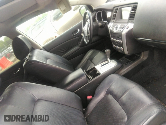 2010 Nissan Murano S z VIN JN8AZ1MU9AW021090, wystawiony jako IAAI lot #42107216 z przebiegiem 179 729 mil mil oraz . Historia ofert i sprzedaży dostępna na DreamBid. Obrazek 5.