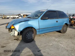 1994 Geo Metro z VIN 2C1MR2467R6780100, wystawiony jako Copart lot #45597135 z przebiegiem 100 000 mil mil oraz Szkody całkowita. Historia ofert i sprzedaży dostępna na DreamBid. Obrazek 1.
