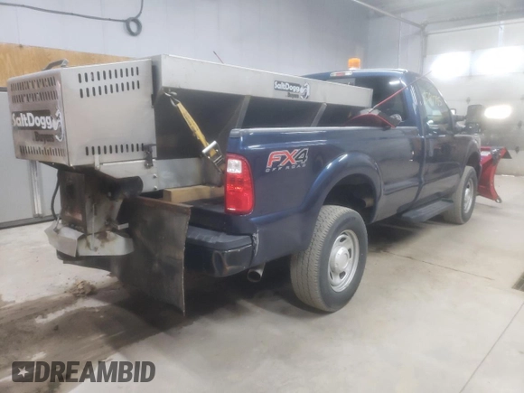 2016 Ford F-350 XL with VIN 1FTBF3B64GEC46198, listed as a Copart auction lot 63781795 with 15,548 mi miles and Clean title. Bid and sale history available at DreamBid. Image 3.