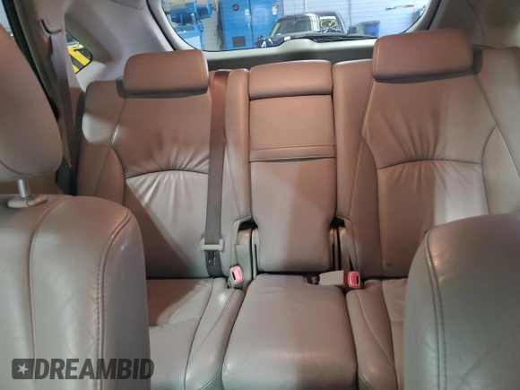 2005 Lexus RX 330 z VIN JTJHA31U550083450, wystawiony jako Copart lot #59776775 z przebiegiem 153 848 mil mil oraz Czysty tytuł • Clean title. Historia ofert i sprzedaży dostępna na DreamBid. Obrazek 10.