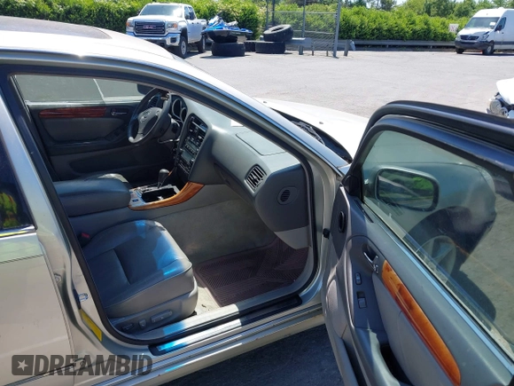 2001 Lexus GS 300 with VIN JT8BD69S410116516, listed as a IAAI auction lot 42143998 with 267,706 mi miles and . Bid and sale history available at DreamBid. Image 5.
