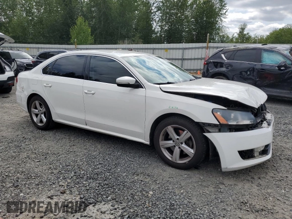 2013 Volkswagen Passat SE z VIN 1VWBP7A36DC140948, wystawiony jako Copart lot #59081705 z przebiegiem 139 320 mil mil oraz Szkoda całkowita • Salvage title. Historia ofert i sprzedaży dostępna na DreamBid. Obrazek 5.