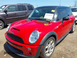 2003 MINI Hardtop S z VIN WMWRE33443TD60271, wystawiony jako IAAI lot #42129529 z przebiegiem 94 082 mil mil oraz . Historia ofert i sprzedaży dostępna na DreamBid. Obrazek 17.