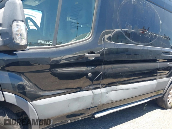 2015 Ford Transit Cargo с VIN 1FTYR2CM4FKA75946, выставлен на аукционе IAAI как лот 42579338 с пробегом 100 504 миль миль и . История ставок и продаж доступна на DreamBid. Изображение 6.