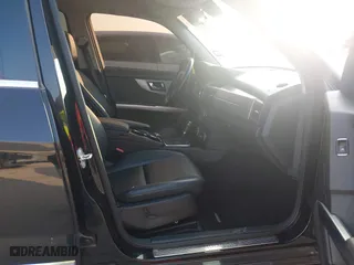 2011 Mercedes-Benz GLK-Class GLK 350 with VIN WDCGG5GB2BF620874, listed as a IAAI auction lot 41921299 with 147,086 mi miles. Bid and sale history available at carsss.com. Image 5.