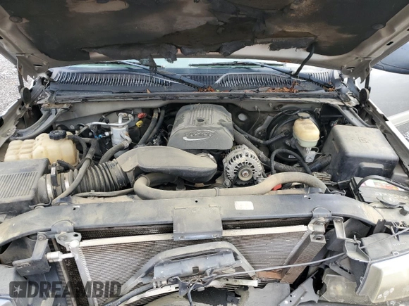 2005 Chevrolet Silverado 1500 LS with VIN 2GCEC13T251369558, listed as a Copart auction lot 52897375 with 312,210 mi miles and Salvage Title. Bid and sale history available at DreamBid. Image 11.