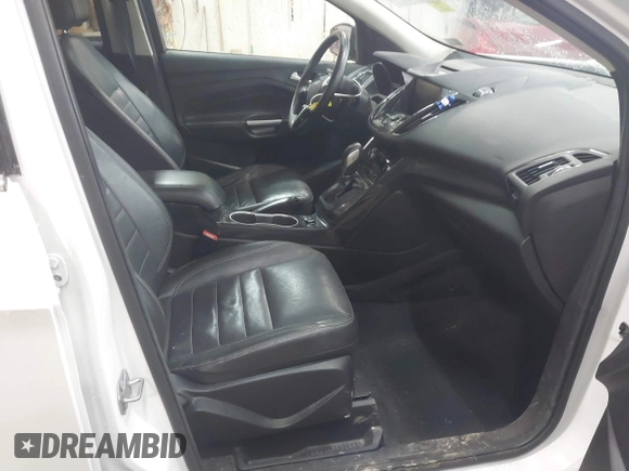 2014 Ford Escape Titanium with VIN 1FMCU9J90EUD21552, listed as a IAAI auction lot 42102148 with 183,539 mi miles. Bid and sale history available at carsss.com. Image 5.