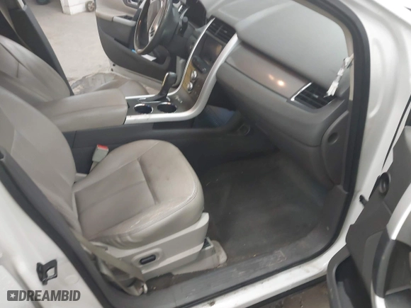 2012 Ford Edge SEL with VIN 2FMDK4JC3CBA95809, listed as a IAAI auction lot 41718077 with 155,528 mi miles. Bid and sale history available at carsss.com. Image 5.