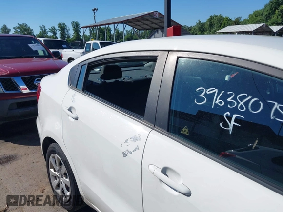 2017 Kia Rio LX z VIN KNADM4A32H6010797, wystawiony jako IAAI lot #39638075 z przebiegiem 51 977 mil mil oraz . Historia ofert i sprzedaży dostępna na DreamBid. Obrazek 6.