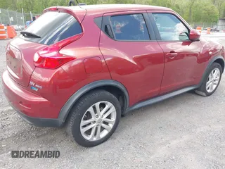 2014 Nissan Juke S with VIN JN8AF5MV7ET484233, listed as a IAAI auction lot 42146327 with 106,477 mi miles and . Bid and sale history available at carsss.com. Image 4.