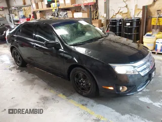 2011 Ford Fusion SE with VIN 3FAHP0HA4BR105757, listed as a IAAI auction lot 41945769 with 148,833 mi miles. Bid and sale history available at carsss.com. Image 1.