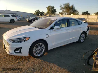 2019 Ford Fusion Energi Titanium with VIN 3FA6P0SU5KR176055, listed as a Copart auction lot 72271192 with 51,183 mi miles. Bid and sale history available at carsss.com. Image 1.