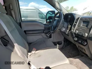 2019 Ford F-350 XL z VIN 1FT8W3DT9KEC77629, wystawiony jako Copart lot #52437745 z przebiegiem 251 170 mil mil oraz Szkoda całkowita • Salvage title. Historia ofert i sprzedaży dostępna na DreamBid. Obrazek 7.