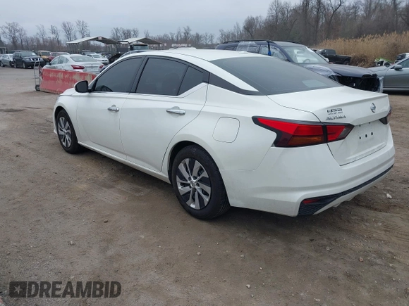 2020 Nissan Altima 2.5 S with VIN 1N4BL4BV7LC214671, listed as a IAAI auction lot 41801872 with 76,178 mi miles. Bid and sale history available at carsss.com. Image 3.