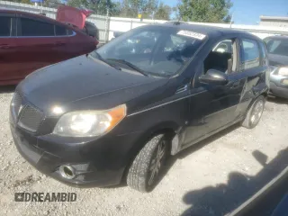 2009 Pontiac G3 z VIN KL2TD66E59B646940, wystawiony jako Copart lot #75552334 z przebiegiem 93 030 mil mil oraz Szkody całkowita. Historia ofert i sprzedaży dostępna na DreamBid. Obrazek 1.