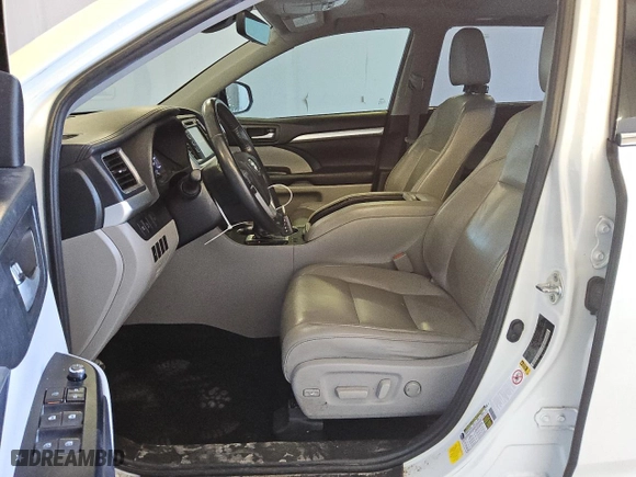 2019 Toyota Highlander SE with VIN 5TDKZRFHXKS556199, listed as a Copart auction lot 48882845 with 64,491 mi miles and Clean Title. Bid and sale history available at carsss.com. Image 7.