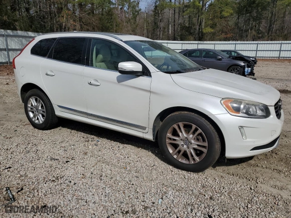 2015 Volvo XC60 T5 Drive-E Premier Plus with VIN YV440MDC4F2593059, listed as a Copart auction lot 47646775 with 166,806 mi miles and Clean Title. Bid and sale history available at carsss.com. Image 4.
