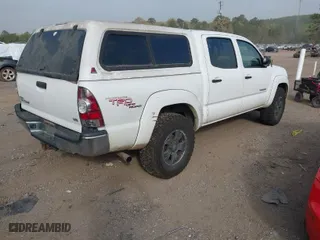 2011 Toyota Tacoma with VIN 3TMLU4EN3BM077216, listed as a IAAI auction lot 41916370 with 159,554 mi miles. Bid and sale history available at carsss.com. Image 4.