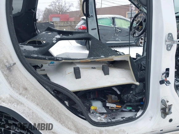 2019 Jeep Grand Cherokee Laredo E with VIN 1C4RJFAG1KC567791, listed as a IAAI auction lot 41410282 with 0 mi miles. Bid and sale history available at carsss.com. Image 8.