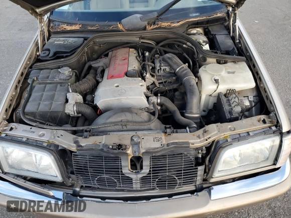2000 Mercedes-Benz C 230 Kompressor with VIN WDBHA24G1YA835516, listed as a Copart auction lot 82915994 with Not Provided miles and Salvage Title. Bid and sale history available at carsss.com. Image 12.