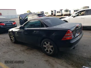 1998 Mercedes-Benz SLK-Class with VIN WDBKK47F5WF021225, listed as a Copart auction lot 78229924 with 134,482 mi miles and Salvage Title. Bid and sale history available at carsss.com. Image 2.