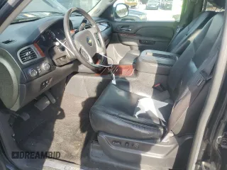 2013 Chevrolet Avalanche LTZ with VIN 3GNTKGE77DG317983, listed as a Copart auction lot 73605784 with 181,877 mi miles and Salvage Title. Bid and sale history available at carsss.com. Image 7.