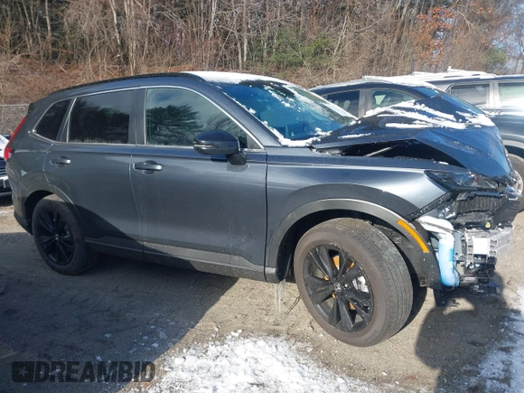 2025 Honda CR-V Sport Touring with VIN 2HKRS6H9XSH807901, listed as a IAAI auction lot 41172801 with 5,390 mi miles and . Bid and sale history available at DreamBid. Image 12.