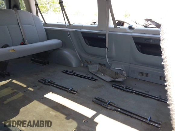 2008 Ford Econoline Passenger XL with VIN 1FBSS31L68DB22903, listed as a IAAI auction lot 42105920 with 116,502 mi miles and . Bid and sale history available at DreamBid. Image 8.