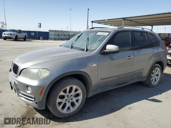 2008 BMW X5 3.0si with VIN 5UXFE43568L003925, listed as a Copart auction lot 52939045 with 129,391 mi miles and Clean Title. Bid and sale history available at carsss.com. Image 1.