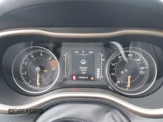 2016 Jeep Cherokee 75th Anniversary with VIN 1C4PJMCB7GW163641, listed as a IAAI auction lot 41743483 with 155,402 mi miles. Bid and sale history available at carsss.com. Image 7.