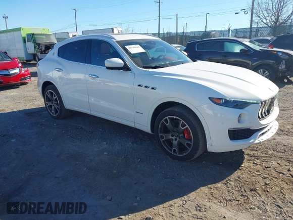 2021 Maserati Levante S with VIN ZN661YUL3MX378092, listed as a IAAI auction lot 40748646 with 43,199 mi miles. Bid and sale history available at carsss.com. Image 1.