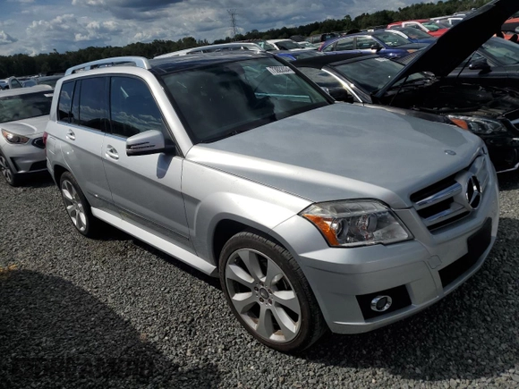 2010 Mercedes-Benz GLK 350 with VIN WDCGG8HB3AF486536, listed as a Copart auction lot 73922024 with Not Provided miles and Salvage Title. Bid and sale history available at DreamBid. Image 4.