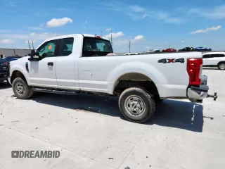 2019 Ford F-250 XL with VIN 1FT7X2B60KEF03136, listed as a Copart auction lot 64179955 with Not provided miles and Salvage title. Bid and sale history available at DreamBid. Image 2.