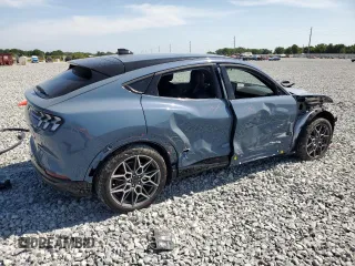 2024 Ford Mustang Mach-E GT z VIN 3FMTK4SX2RMA46928, wystawiony jako Copart lot #54383505 z przebiegiem 1 598 mil mil oraz Szkoda całkowita • Salvage title. Historia ofert i sprzedaży dostępna na DreamBid. Obrazek 3.