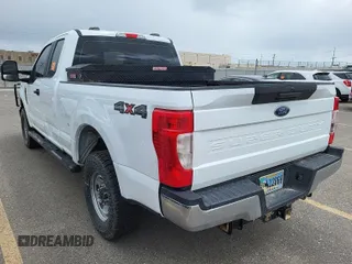 2022 Ford F-250 XL с VIN 1FT7X2B66NEE67862, выставлен на аукционе IAAI как лот 42610485 с пробегом 98 005 миль миль и . История ставок и продаж доступна на DreamBid. Изображение 13.